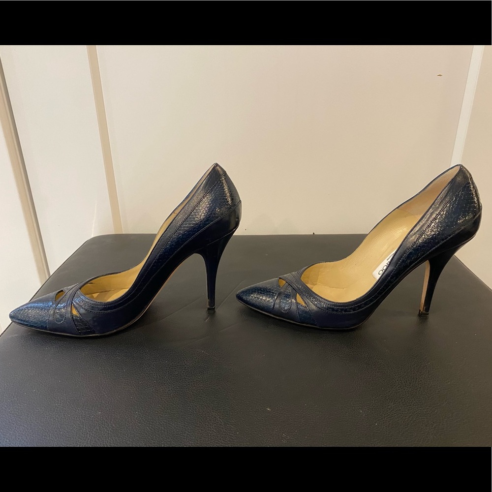 Jimmy Choo Textured Leather Dark Blue Heels - Picture 8 of 15
